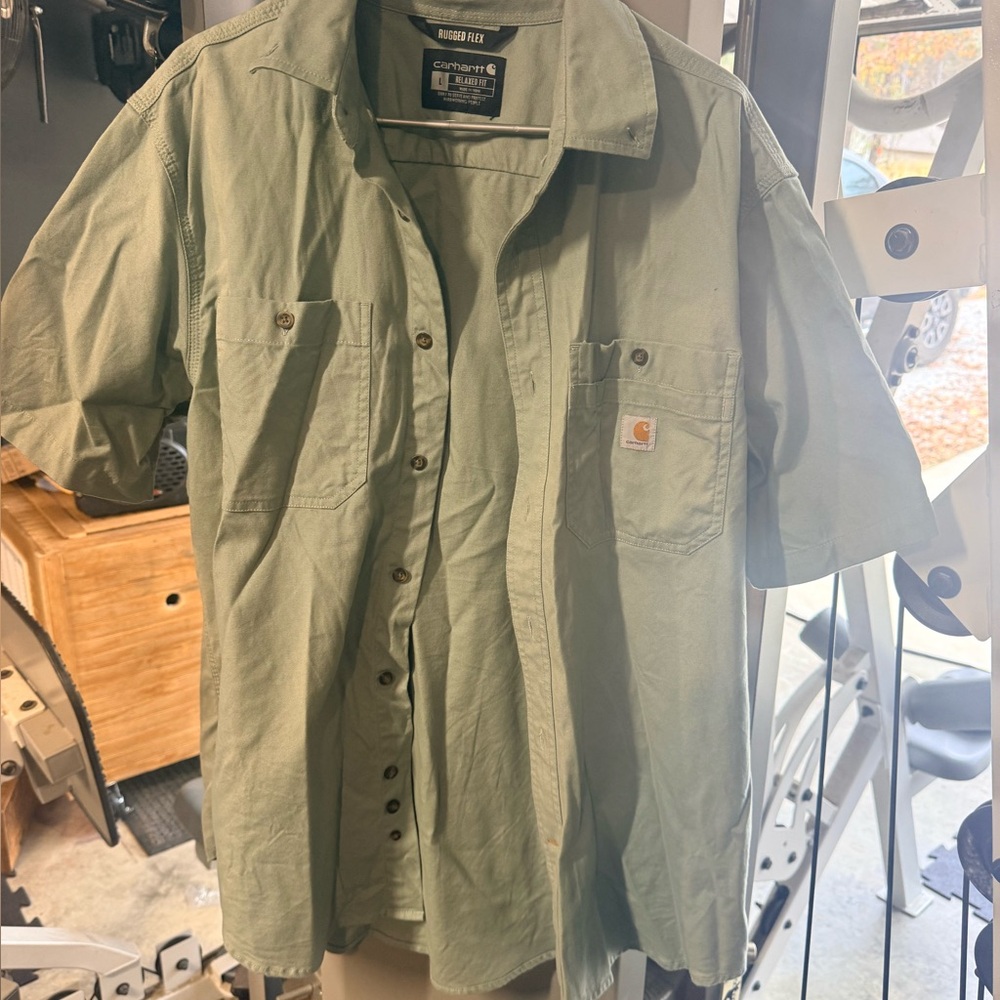 Men’s Carhartt button up
